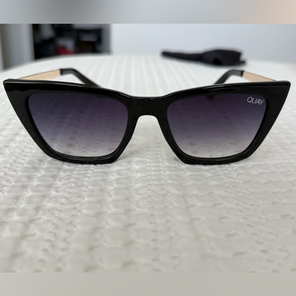 Quay Australia X Desi Perkins Sunglasses (Don’t @ Me)